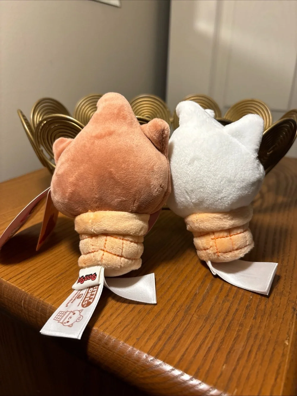 2 Dan Dee scented kitty comes nwt